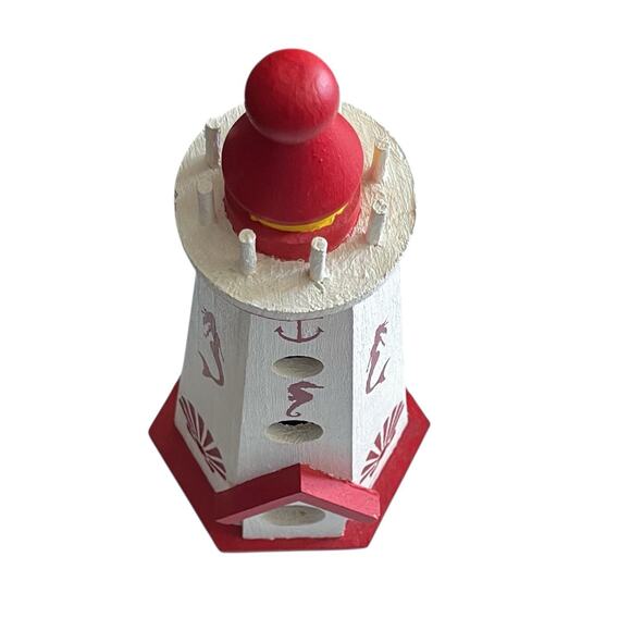 Handmade Red & White Painted Wooden Lighthouse Bird House 10.5" x 4.75" - Picture 9 of 9
